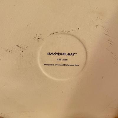 Rachel Ray covered casserole dish with 4 smalls