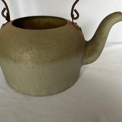 Three Vintage Kettles Includes Revere (DR-RG)