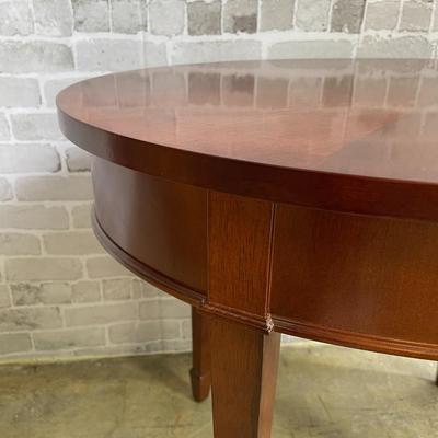 Vintage Bombay Co Oval Accent Table