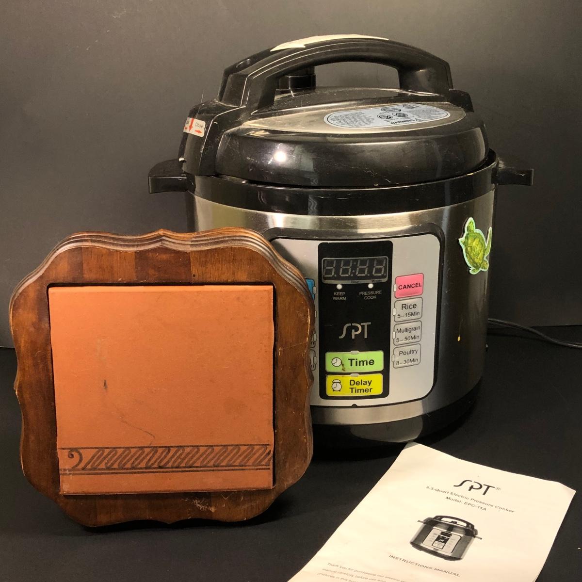 Sold at Auction: Instant Pot 3 Quart Pressure Cooker