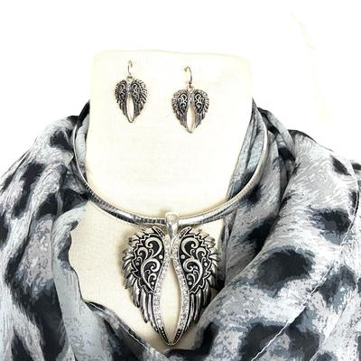 270 Angel Wings Necklace and Earring Set with Leopard Scarf