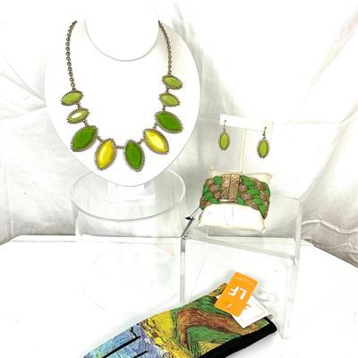 284 Van Gogh Design Smart Screen Gloves with Bracelet, Necklace Earrings Set