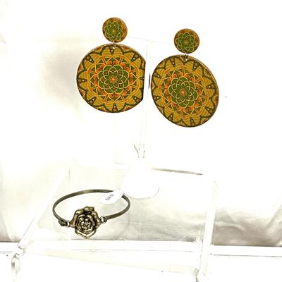 299 Van Gogh Smart Gloves, Orange Necklace, Sunflower Brooch, Disc Earrings, Flower Bangle Bracelet