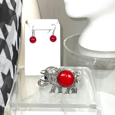 303 Red Elephant with Black and White Gingham Scarf, Head Wrap, Elephant Cuff Bracelet & Earrings
