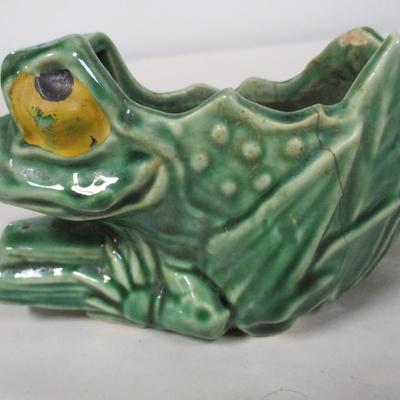 Vintage Pottery McCoy Stork With Baby Green Toad