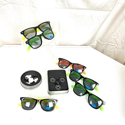 336 Kids Lot of Sunglasses and Two Fidget Spinners
