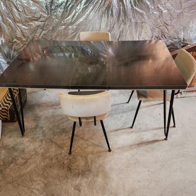 Mid Century MCM Table & 3 Chairs 62 x35x29 includes 12" leaf