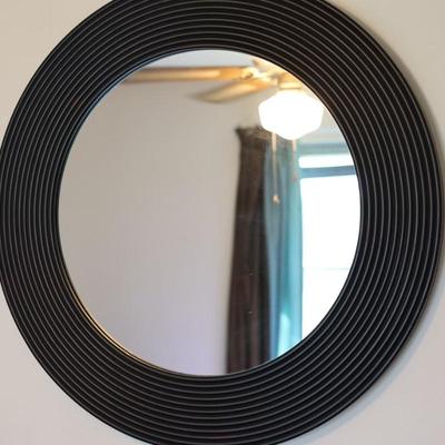 36" Bulatan Texture Mirror