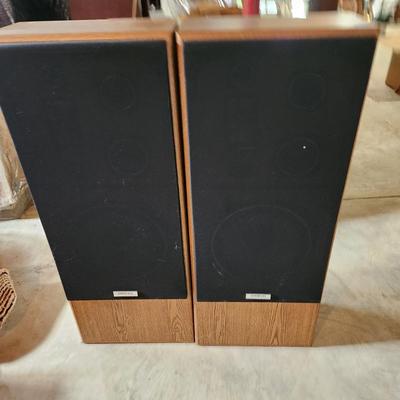 Onkyo Bass Reflex Speaker System Fusion AV s-61 12" 4 way Speaker System