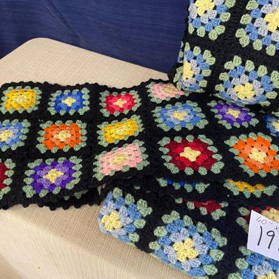 Beautiful Afghan and Pillows