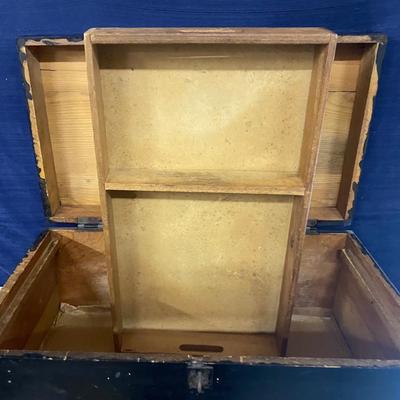 Small Vintage Trunk