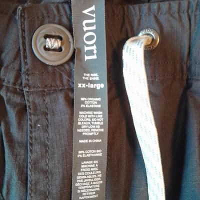 Brand new Men's XXL Vuori Adventure bound Ripstop series Pants.