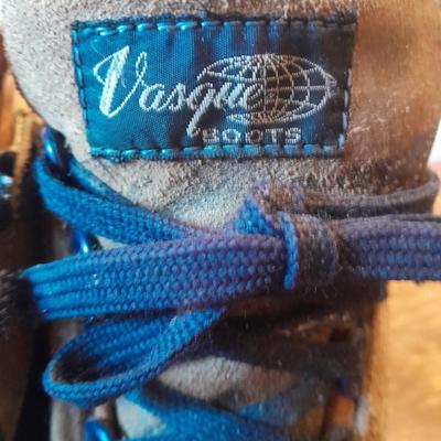 Two pair of Women's hiking boots Vasque Skywalk Boots & Asolo 7.5