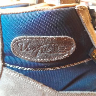 Two pair of Women's hiking boots Vasque Skywalk Boots & Asolo 7.5