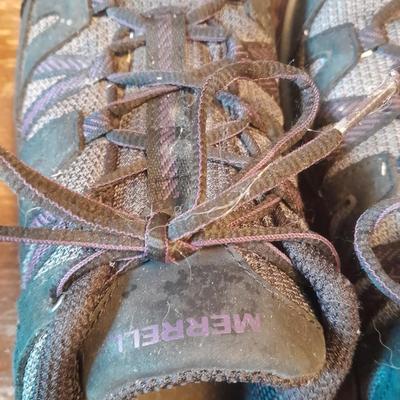 Two pair of Women's shoes Cannondale size 7 Merrell size 8