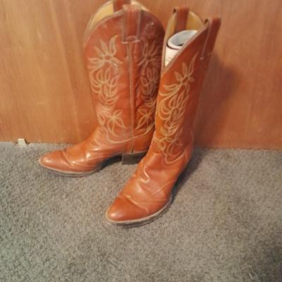 Women's leather Justin Boots Size 6.5