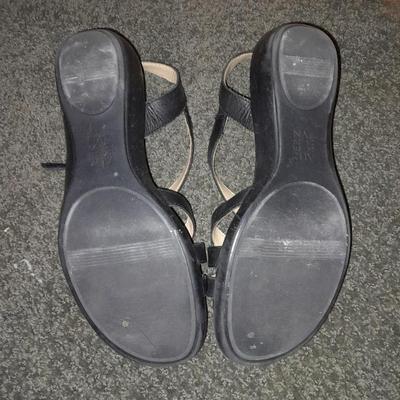 Women's shoes flats and sandals