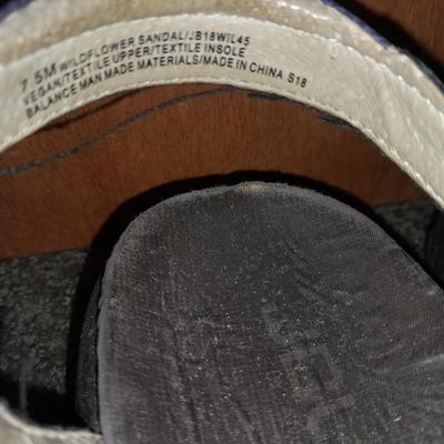 Women's shoes flats and sandals