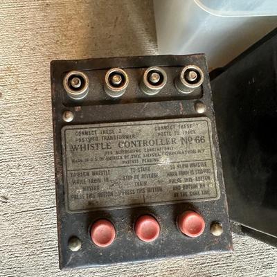 Pre-War Lionel Lines No. 258 Steam Locomotive w/ Cars,Track & Controllers (See Description)