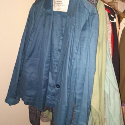 20 Long Sleeve tops two new with tags - Coldwater Creek - St. John - Da -Rue - Merona Size Medium and Large