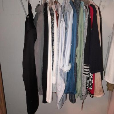 20 Long Sleeve tops two new with tags - Coldwater Creek - St. John - Da -Rue - Merona Size Medium and Large