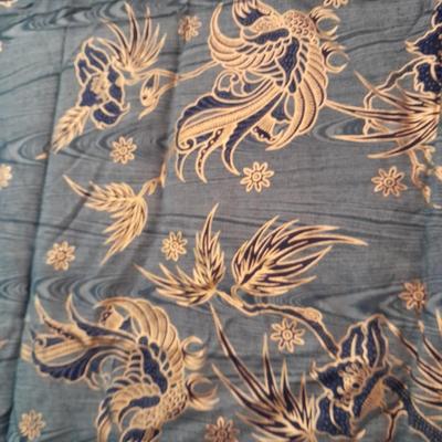 Vintage robe Kimono silk lined with tie and large silk blue bird print scarf