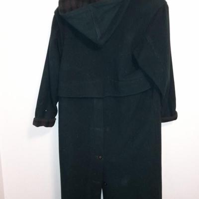 Herman Kay trench coat Green with plaid inside Size 6