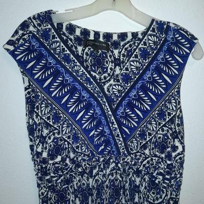 Two fun dresses Jones New York 8 with a On Gussie! shawl and a belt