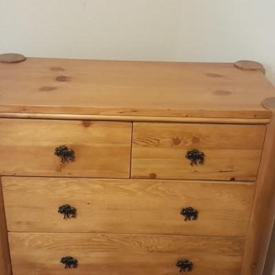 Seven Drawer Chest of drawers with moose handles