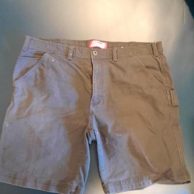 Six pair of Shorts Size 38 & 40 - Lee - Lucky Brand - Coleman and more