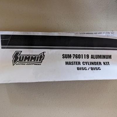 Summit Racingâ„¢ Aluminum Master Cylinders SUM-760113