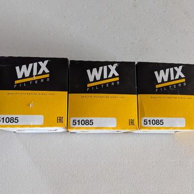 3 NIB WIX 51085 Oil Filters