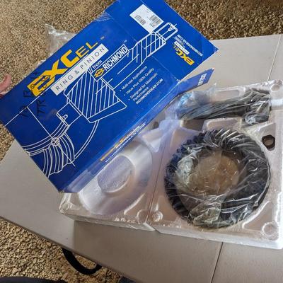 NIB Richmond 12BT373 Differential Ring and Pinion Rear Excel