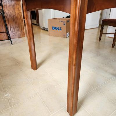 Drexel Heritage Solid Wood Round Table 48 X30 w 24" leaf