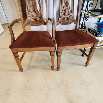 2 Vintage Chairs