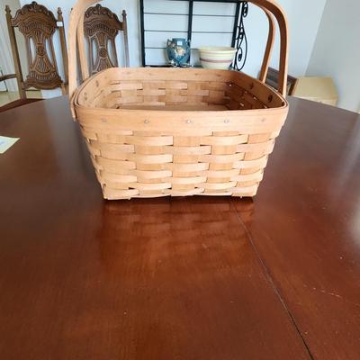 Vintage Longaberger Pie Cake Picnic Basket w Pie Stand 1989