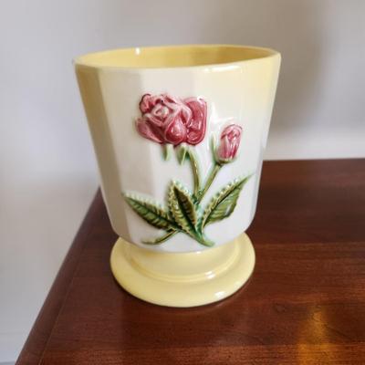 Hull USA 43 Floral Flower Planter  Vase