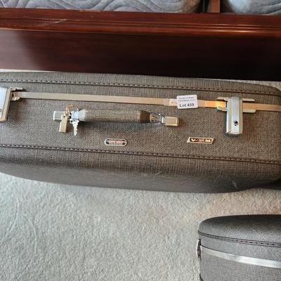 3 Pieces Vintage mid Century American Tourister Luggage Suitcases w key