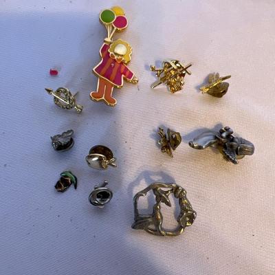 Ladies Brooches, Pins & Eyewear (K-RG)