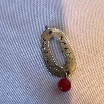 Ladies Brooches, Pins & Eyewear (K-RG)