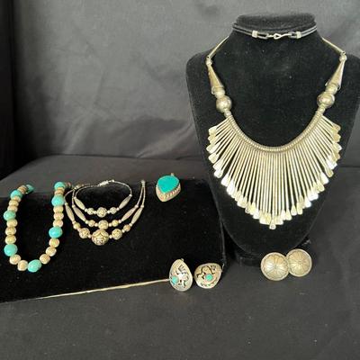 Silver & Turquoise Jewelry (K-RG)