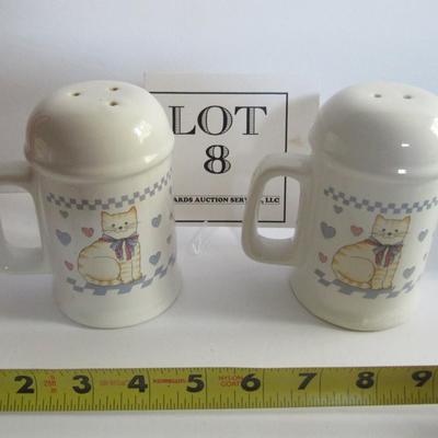 Set of Large Size Salt and Pepper Shakers