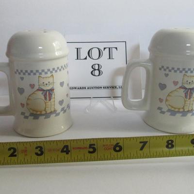 Set of Large Size Salt and Pepper Shakers