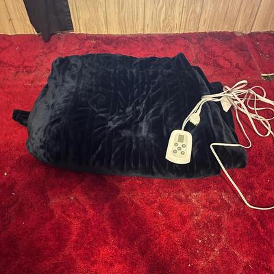 Huntington Home King Comforter & Sheet Sets (M-MG)