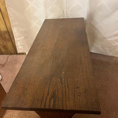 Display Shelf, Bench & Side Table (LR-MG)