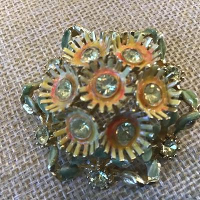 Vintage Brooch Domed Circle w Metal Flowers, Enamel & Rhinestones