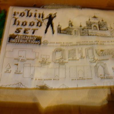 Louis Marx Robin Hood Castle toy set