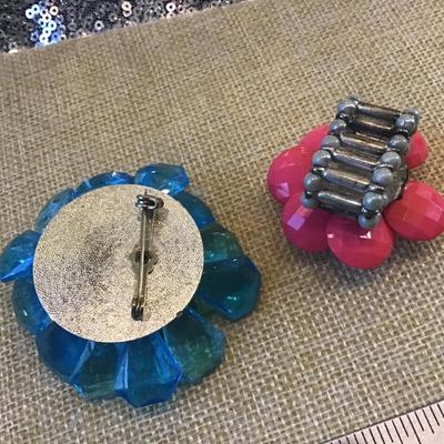 Vintage Blue Lucite Hong Kong 3d Brooch  And costume ring