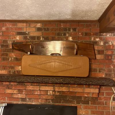 Live Edge Wooden Gun Rack & Rifle Case (LR-MG)