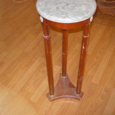 Round Marble lamp or plant stand
